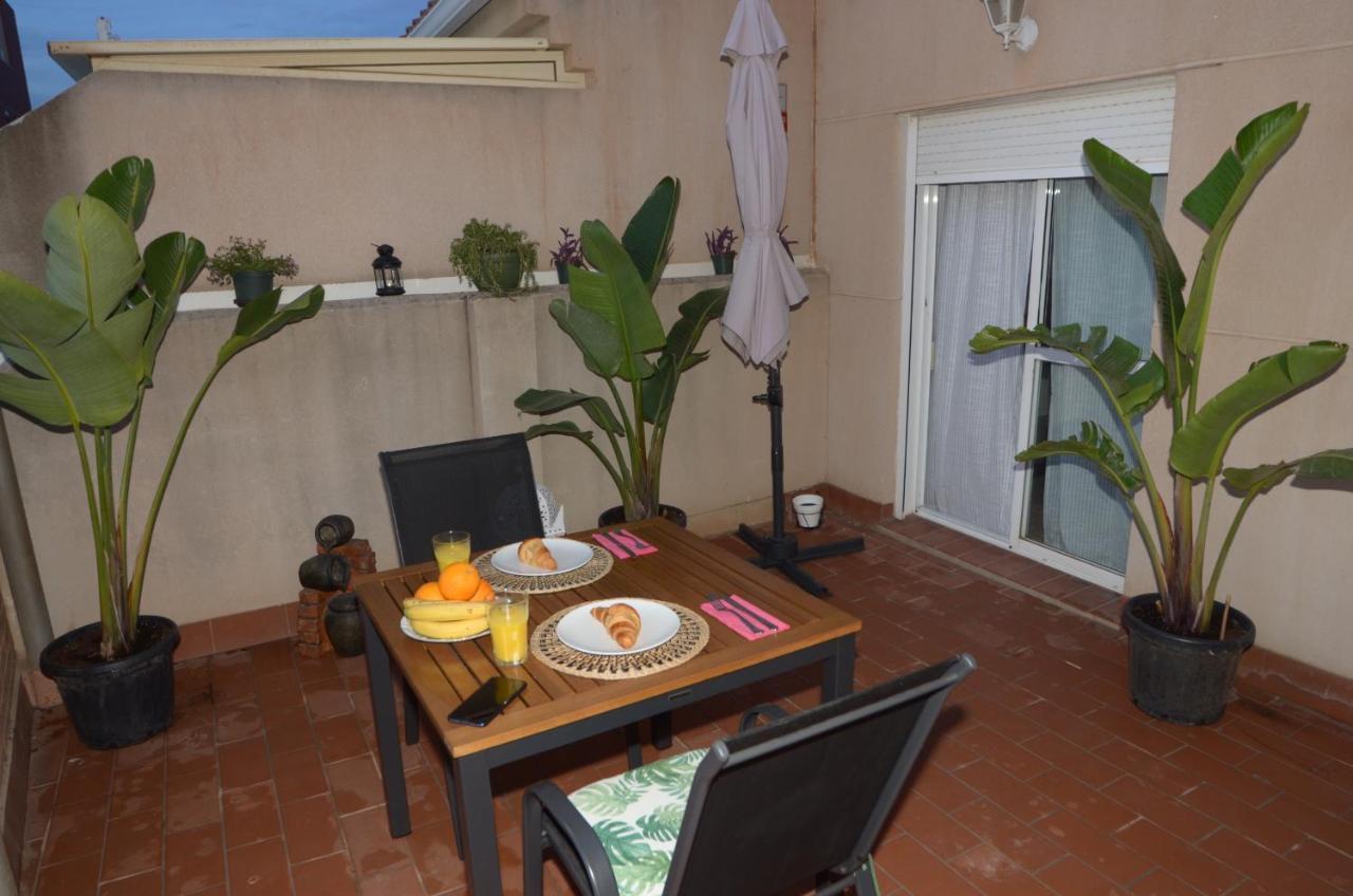 Habitacion Grande Con Terraza Privada, Malaga Centro Exterior foto